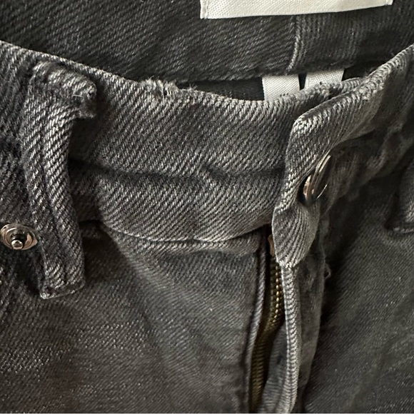 Good American Good Curve High Rise Jeans with raw hem size 0/25 - Picture 5 of 9